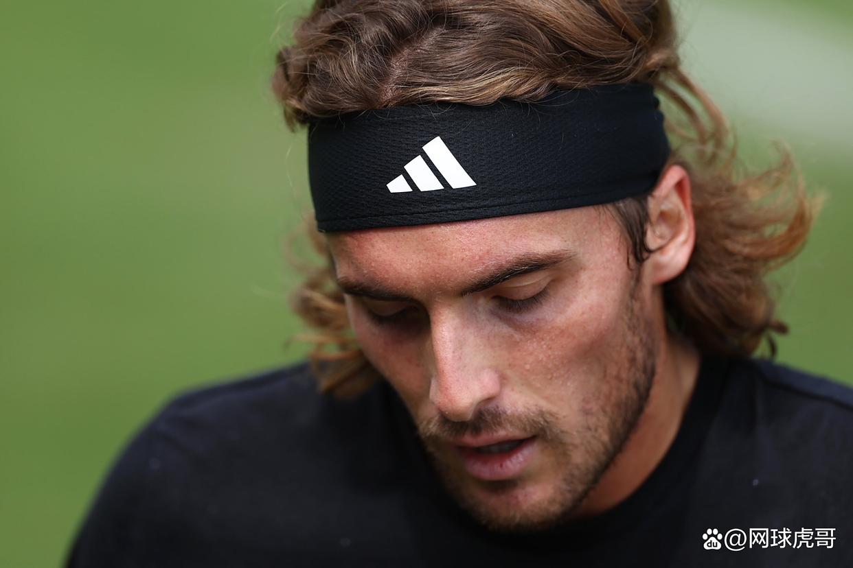 温网险胜澳网，西西帕斯带队取胜